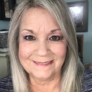 Meet your Posher, Earletta